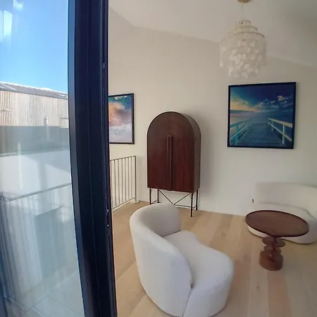 Апартаменты Thesocial Liveur- Soho- Les Chartrons Бордо